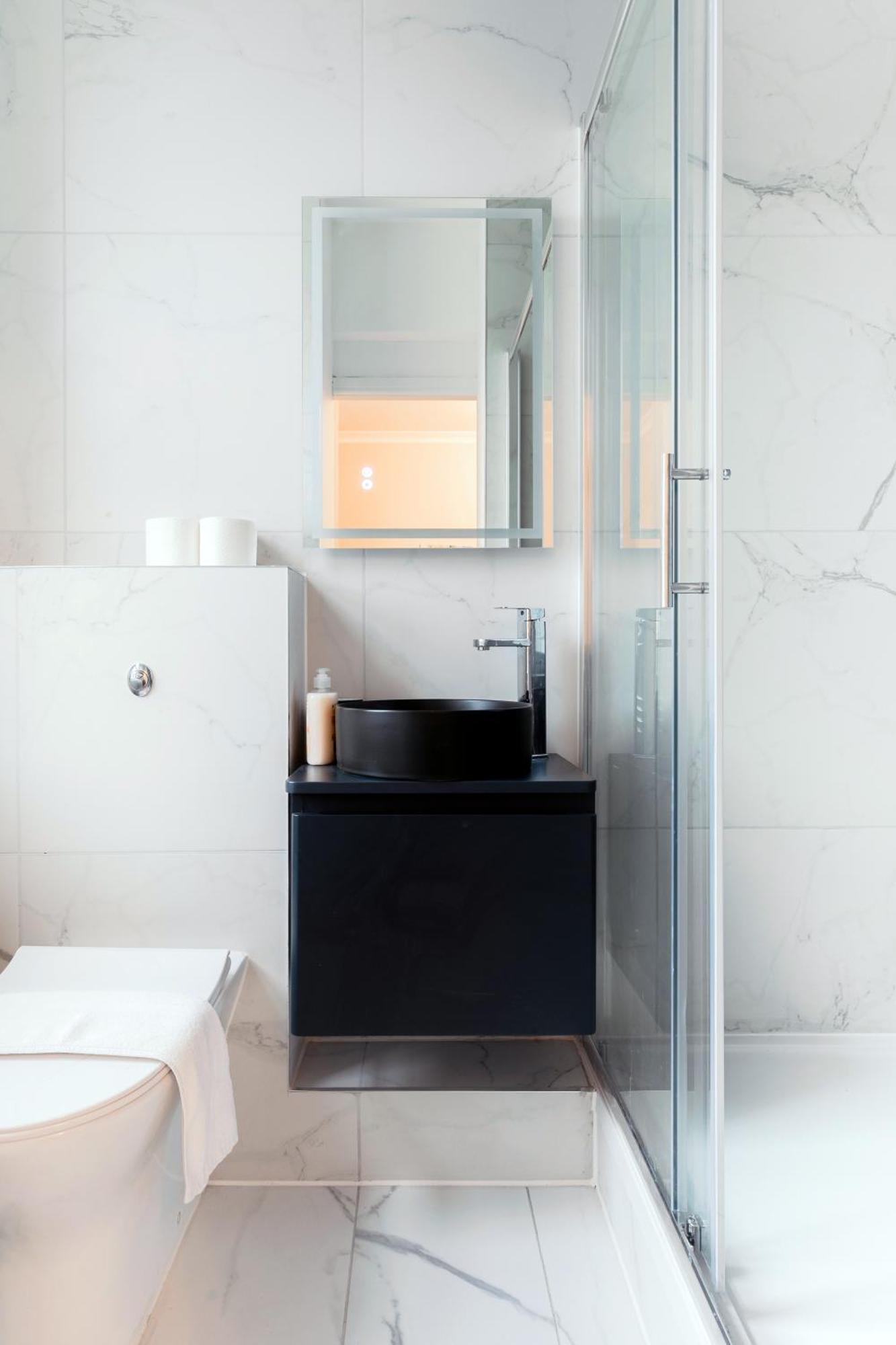 Bright Apartments Near Marble Arch And Hyde Park Лондон Стая снимка