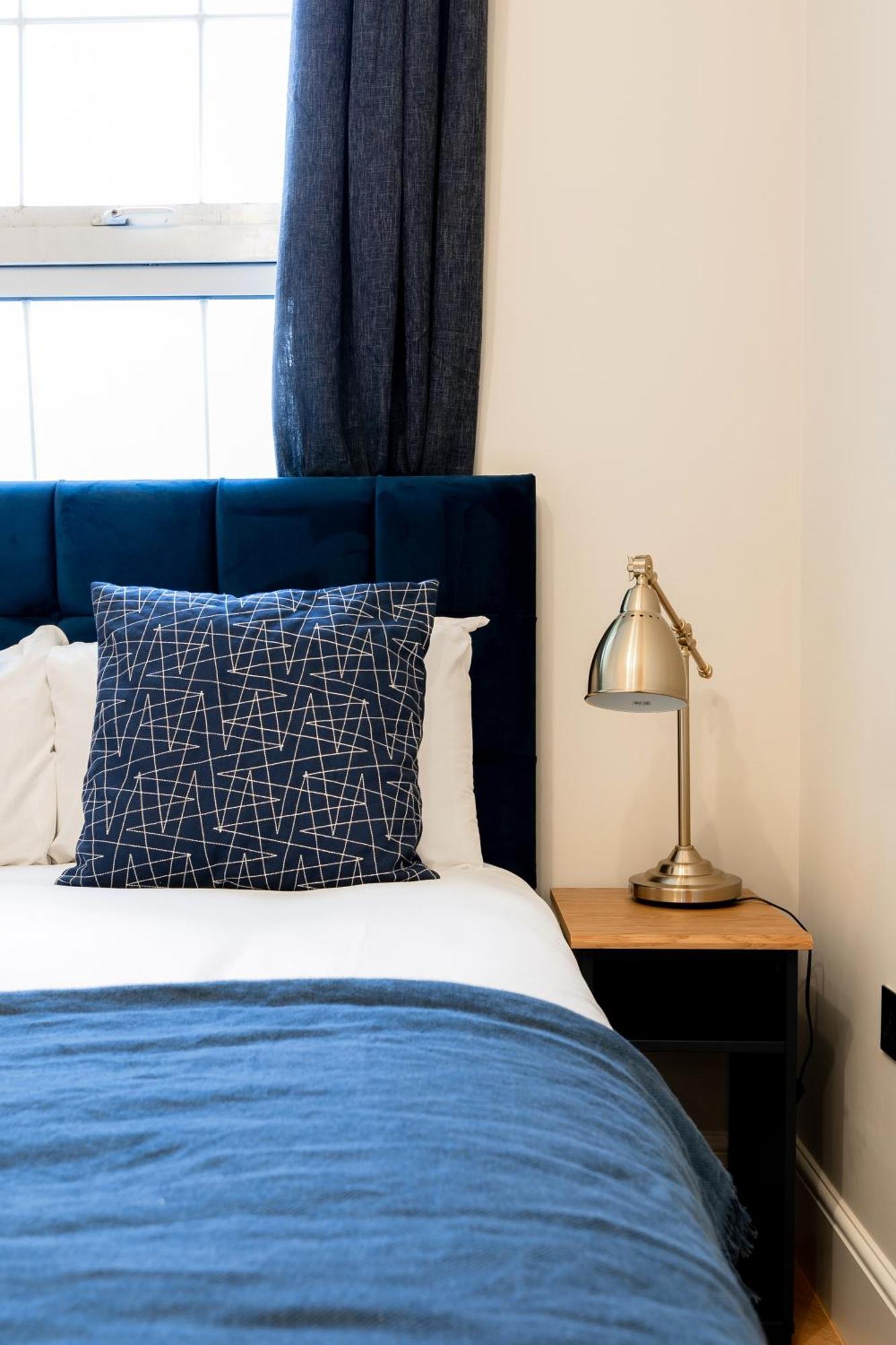 Bright Apartments Near Marble Arch And Hyde Park Лондон Стая снимка