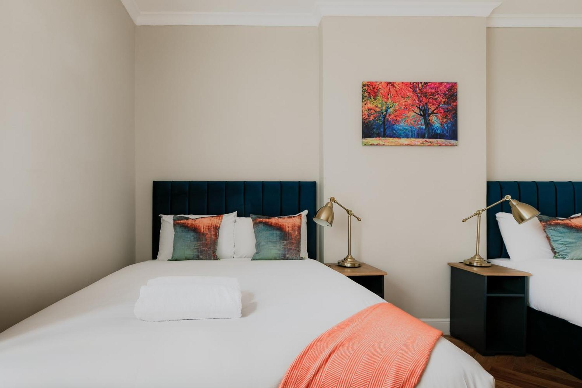 Bright Apartments Near Marble Arch And Hyde Park Лондон Стая снимка